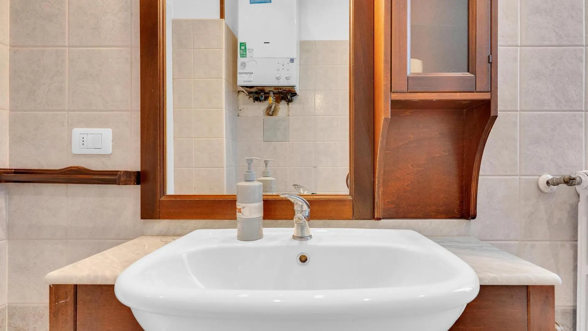 Appartamento Fute182 -Bicocca- Easy House Milano