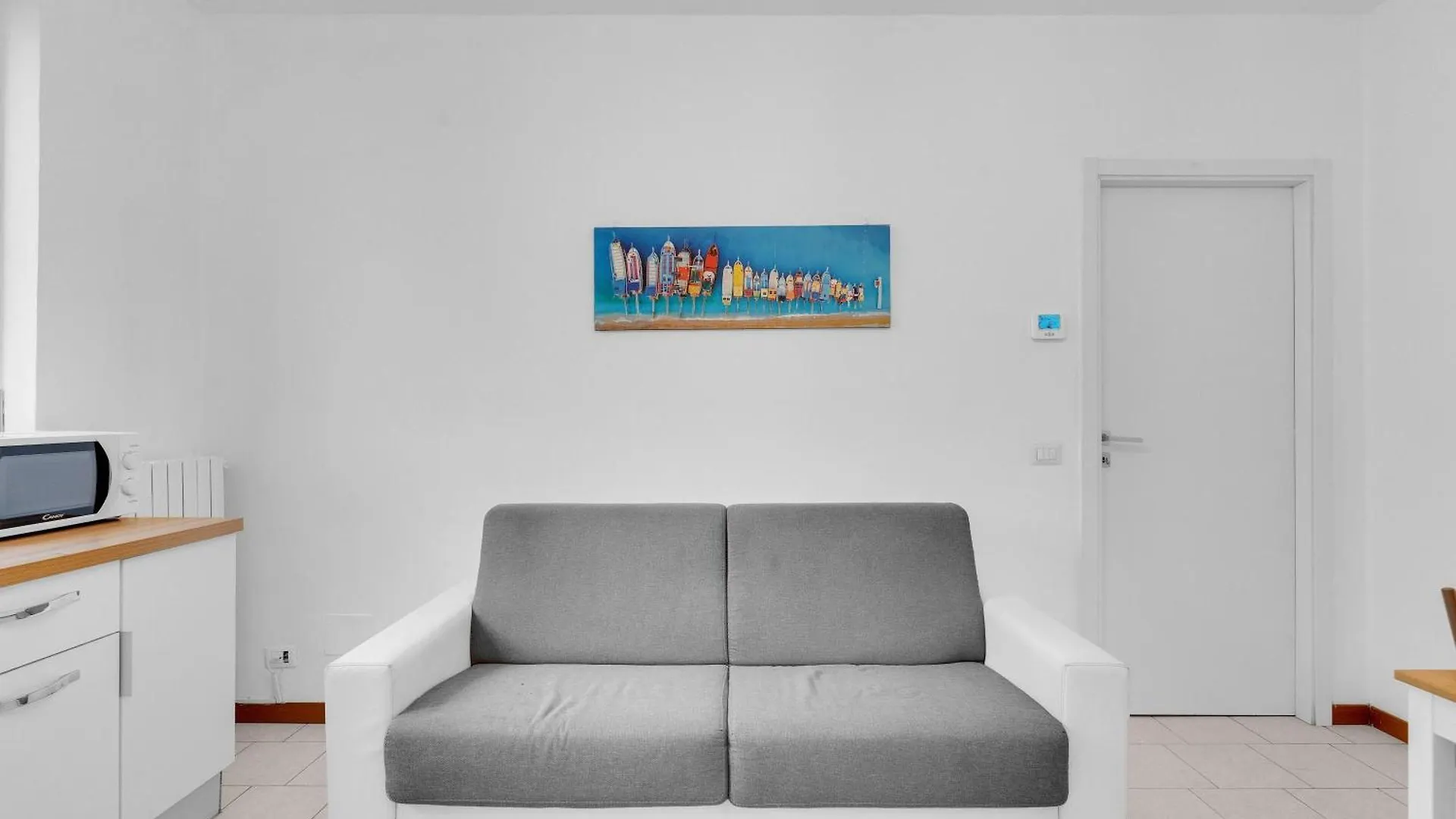 Appartamento Fute182 -Bicocca- Easy House Milano 0*,  Italia